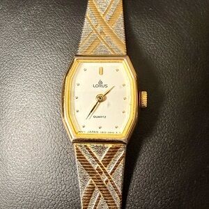 vtg Two Tone Lorus Ladies Watch